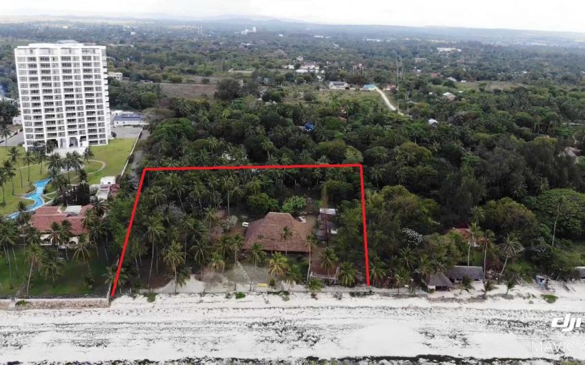 Beach House on 2.6 Acres for Sale in Kikambala