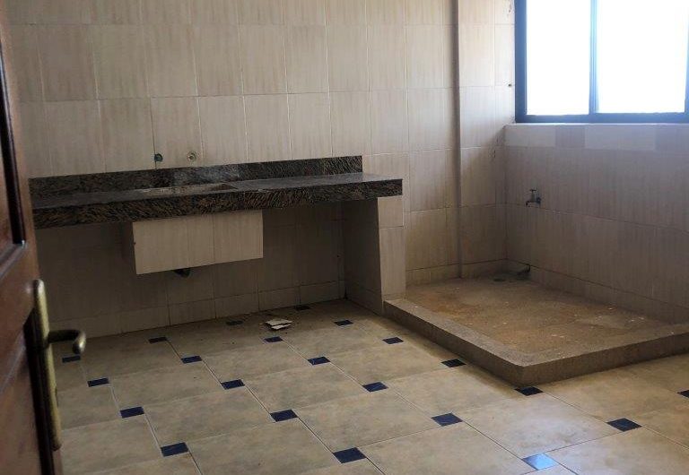 KIZINGO: PENTHOUSE FOR SALE