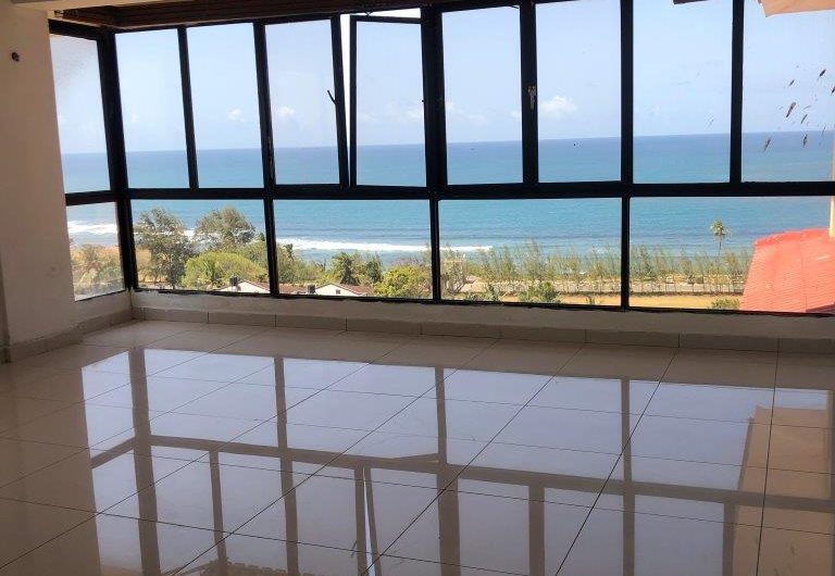 KIZINGO: PENTHOUSE FOR SALE