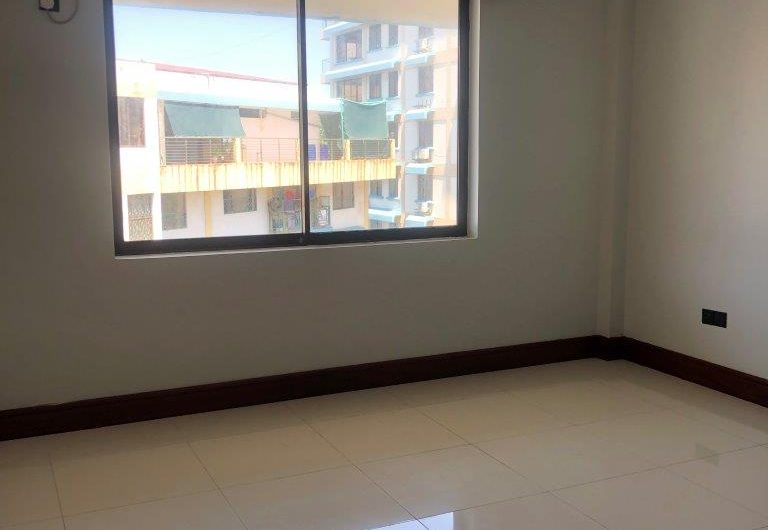 LIGHTHOUSE TOWERS: PENTHOUSE FOR SALE