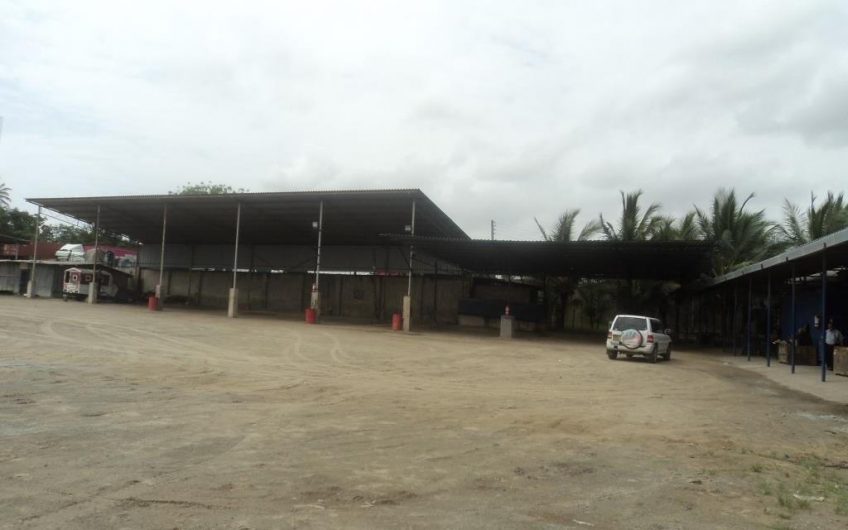 TRANSPORTERS YARD FOR SALE