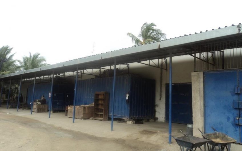 TRANSPORTERS YARD FOR SALE