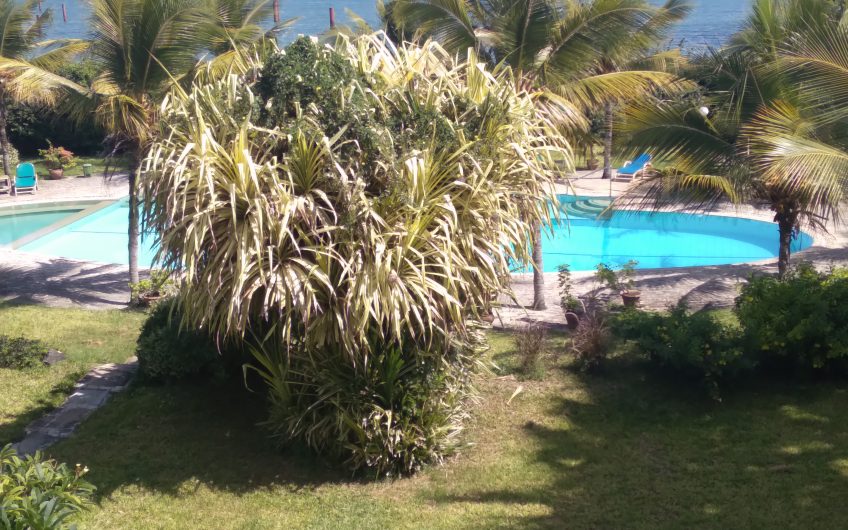 TO LET: SPECTACULAR SEAVIEW UNFURNISHED APARTMENT